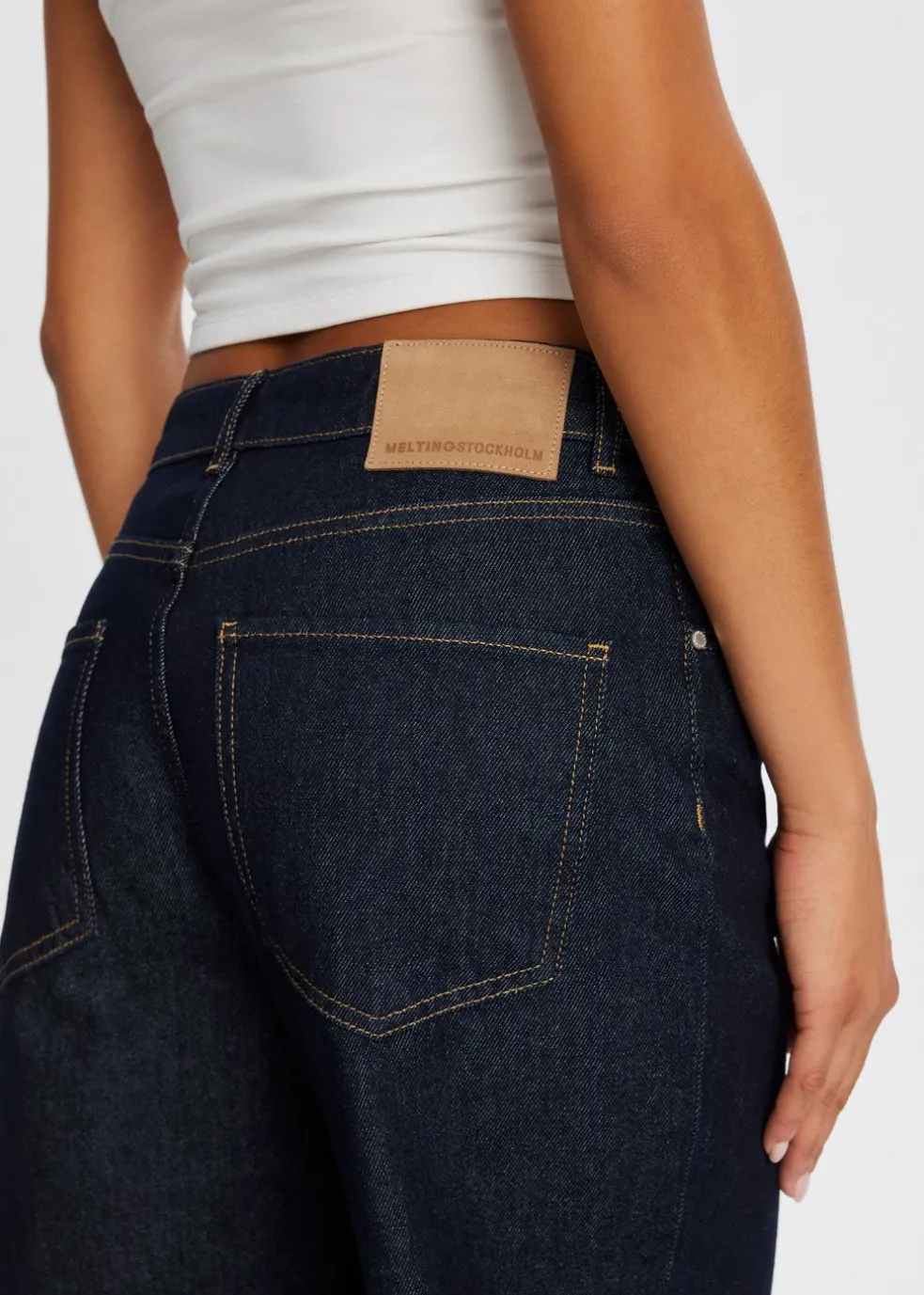 Asymmetrische jeans