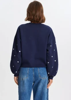Balloon sweater