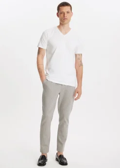 Basic t-shirt met v-hals