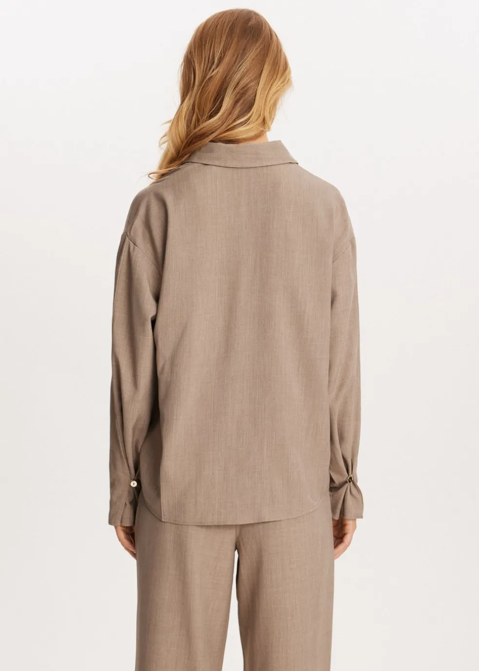 Blouse met knoopdetail