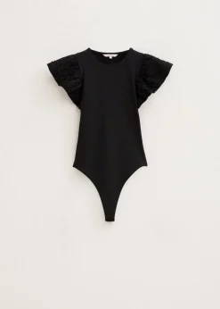 Body met siermouwen