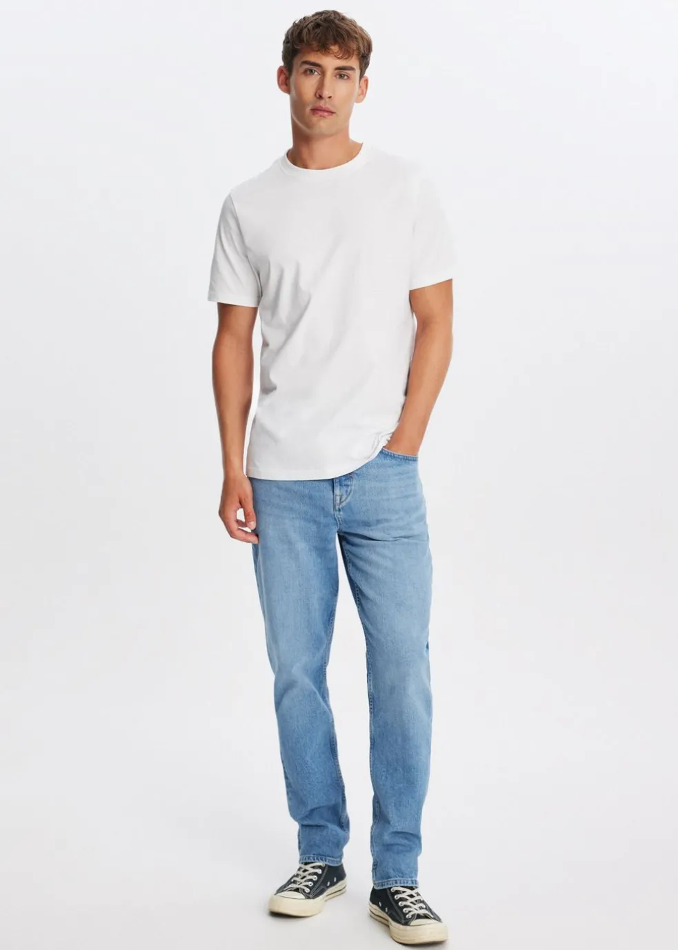 Bruce relaxed tapered jeans