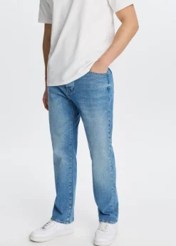 Comfort straight jeans