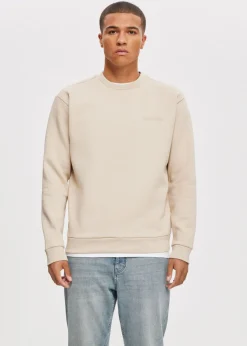 Crewneck sweater