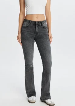 Flared jeans