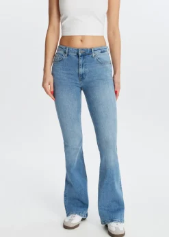 Flared jeans