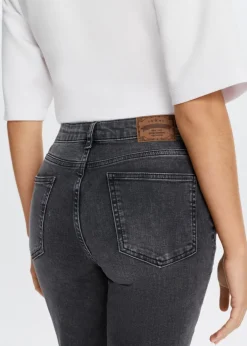 Flared jeans met pintuck
