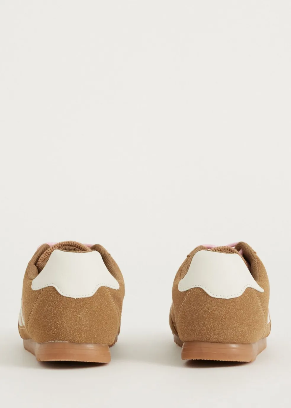 Lage sneakers mesh look