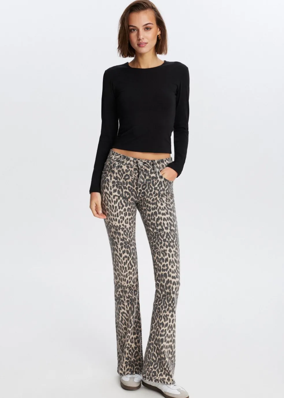 Leopard flared jeans