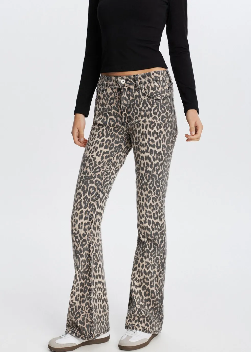 Leopard flared jeans