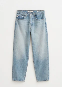 Loose fit jeans