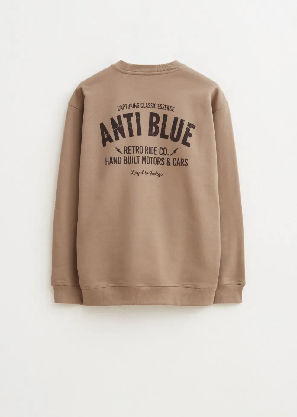 Oversized sweater retro ride