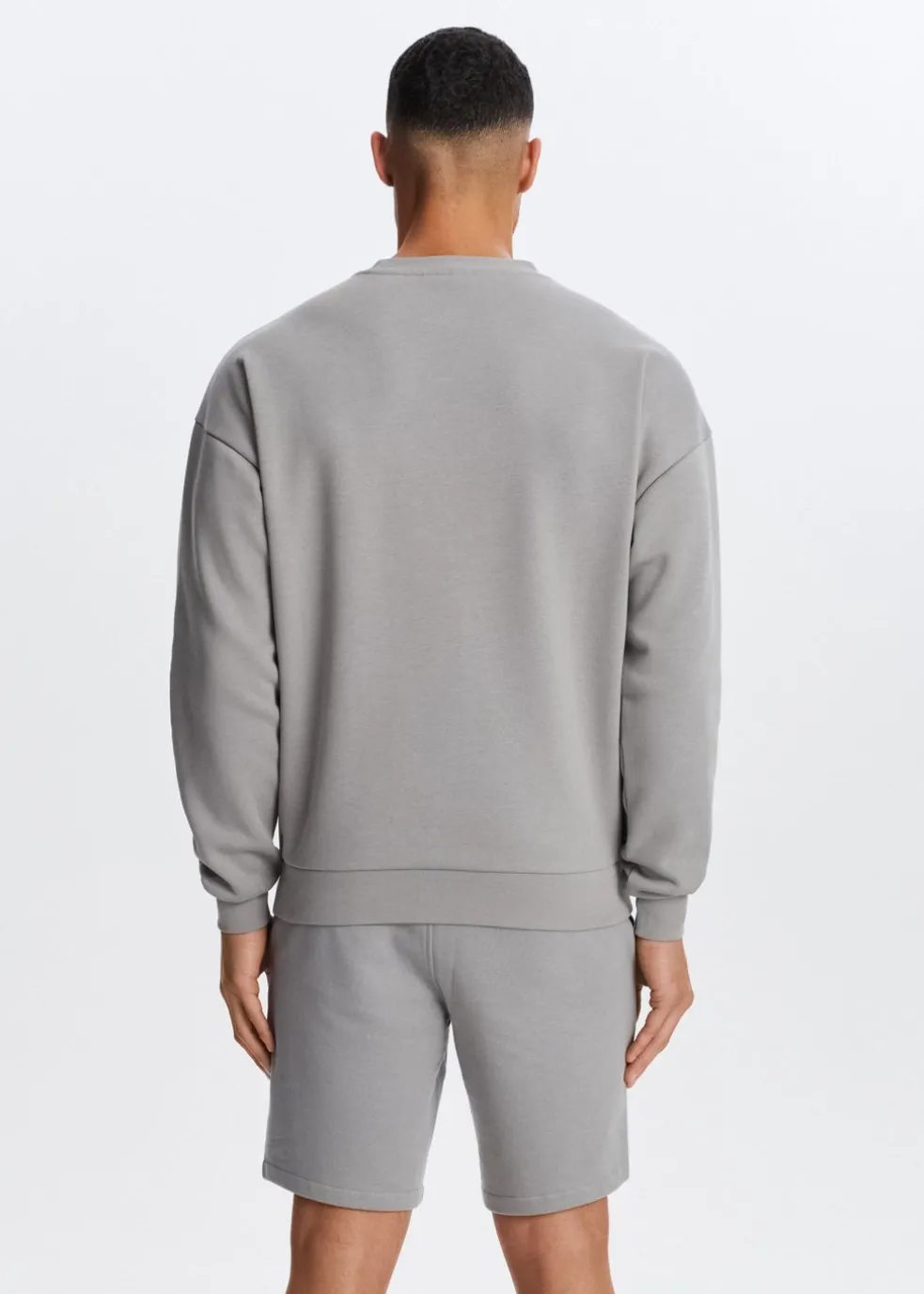 Oversized trademark sweater