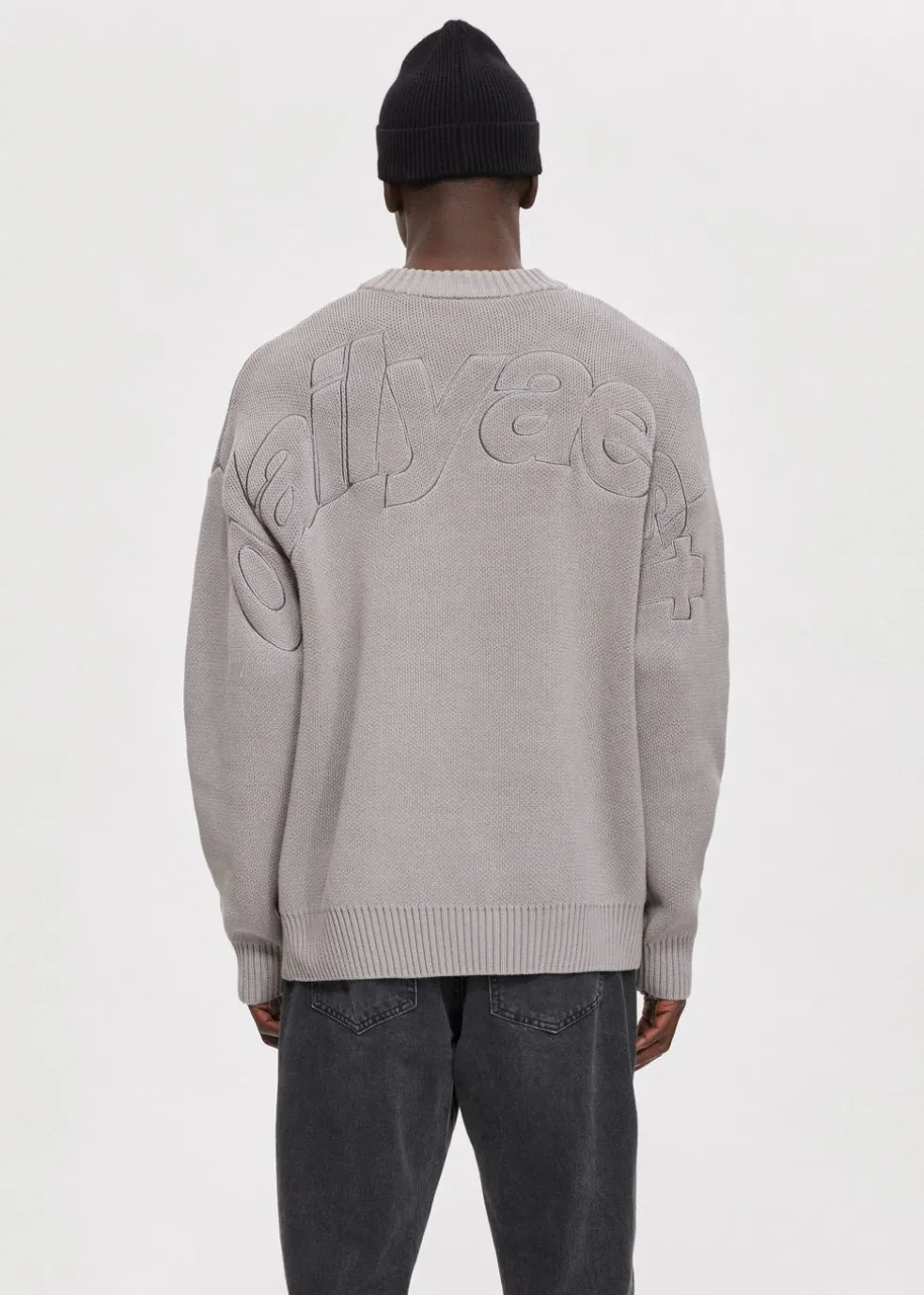 Oversized trui overlap logo