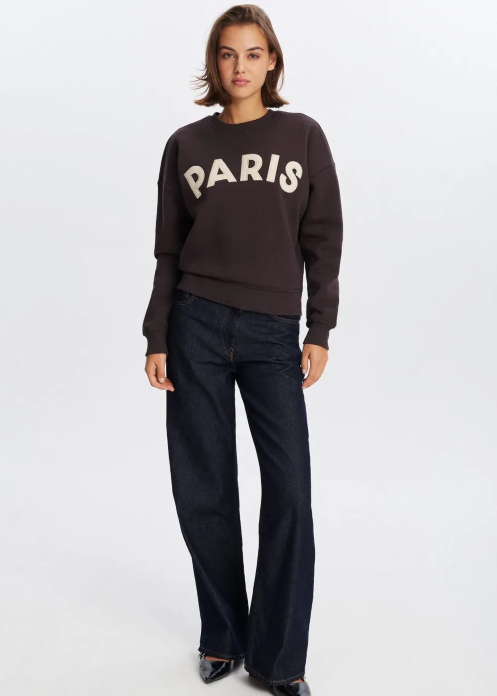 Paris geborduurde sweater