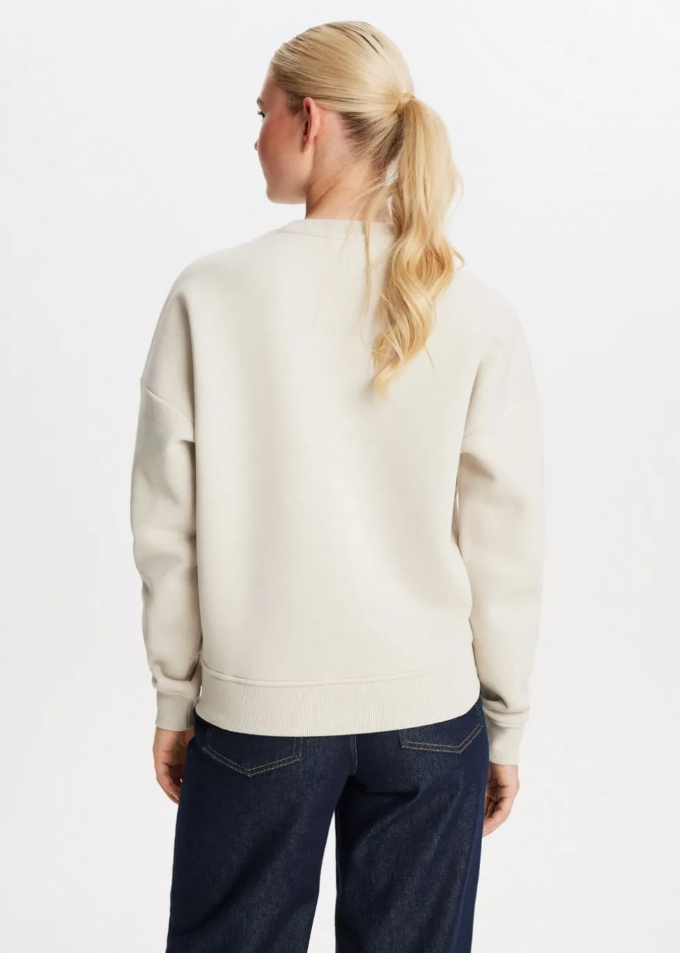 Paris geborduurde sweater