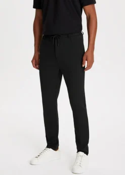 Piqué chino slim fit