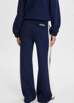 Scuba sweatpants