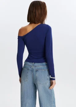 Top met roosdetail