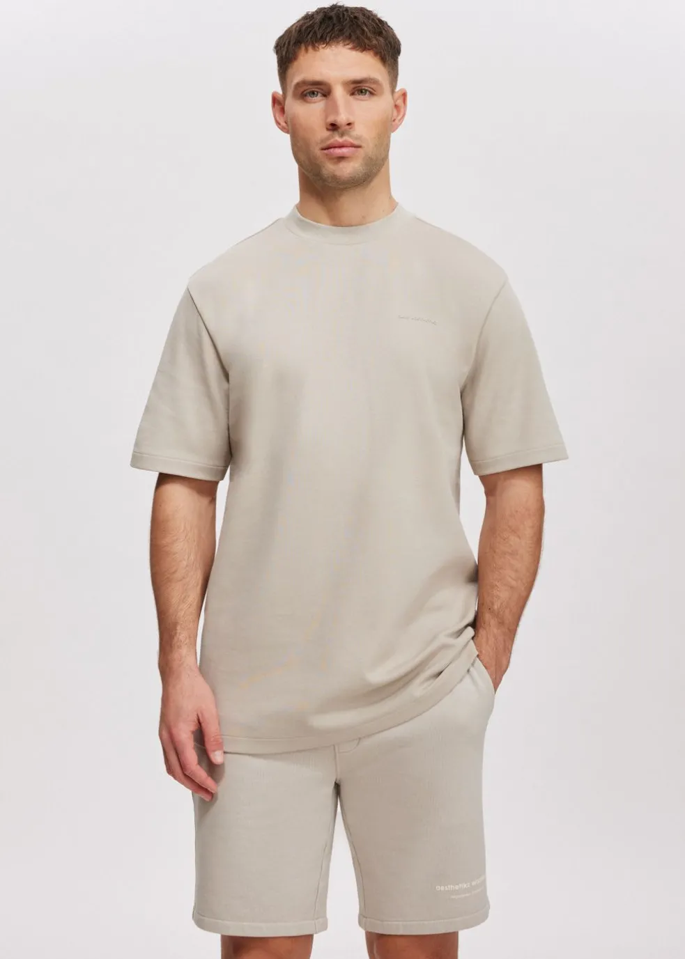T-shirt staff