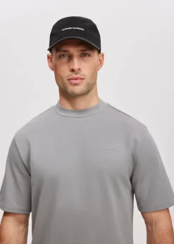 T-shirt staff