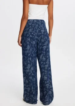 Wide leg jeans met bloemen